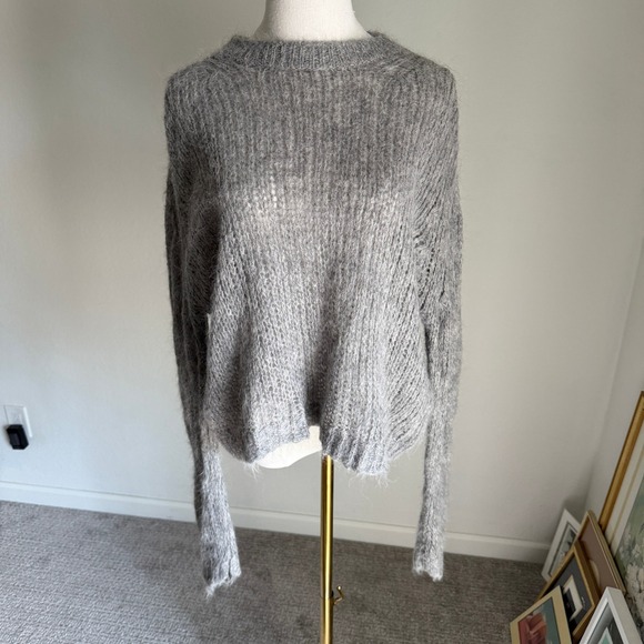 Free People Alpaca Blend Sweater Lightweight Knit Pullover Gray Fuzzy Small - Picture 1 of 10